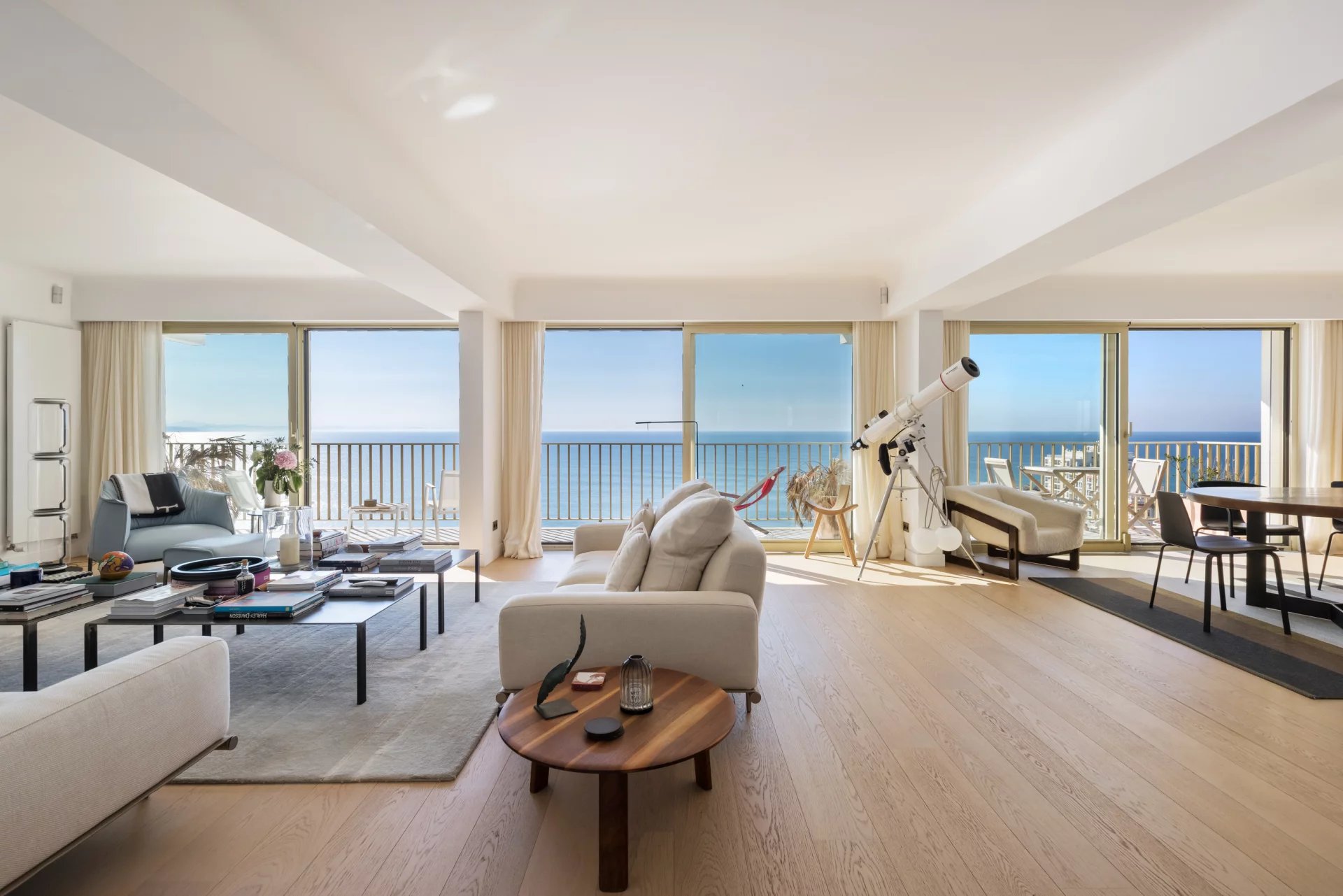 Screenshot or Official Image for barnes-cotebasque.com - BARNES Cote Basque | Immobilier de luxe à Biarritz, Saint Jean de Luz & Hossegor